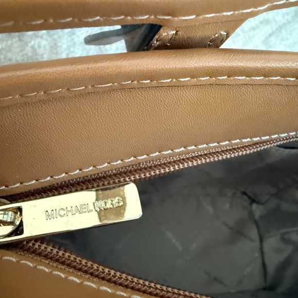 Michael Kors Crossbody  Bag - Picture 8 of 15